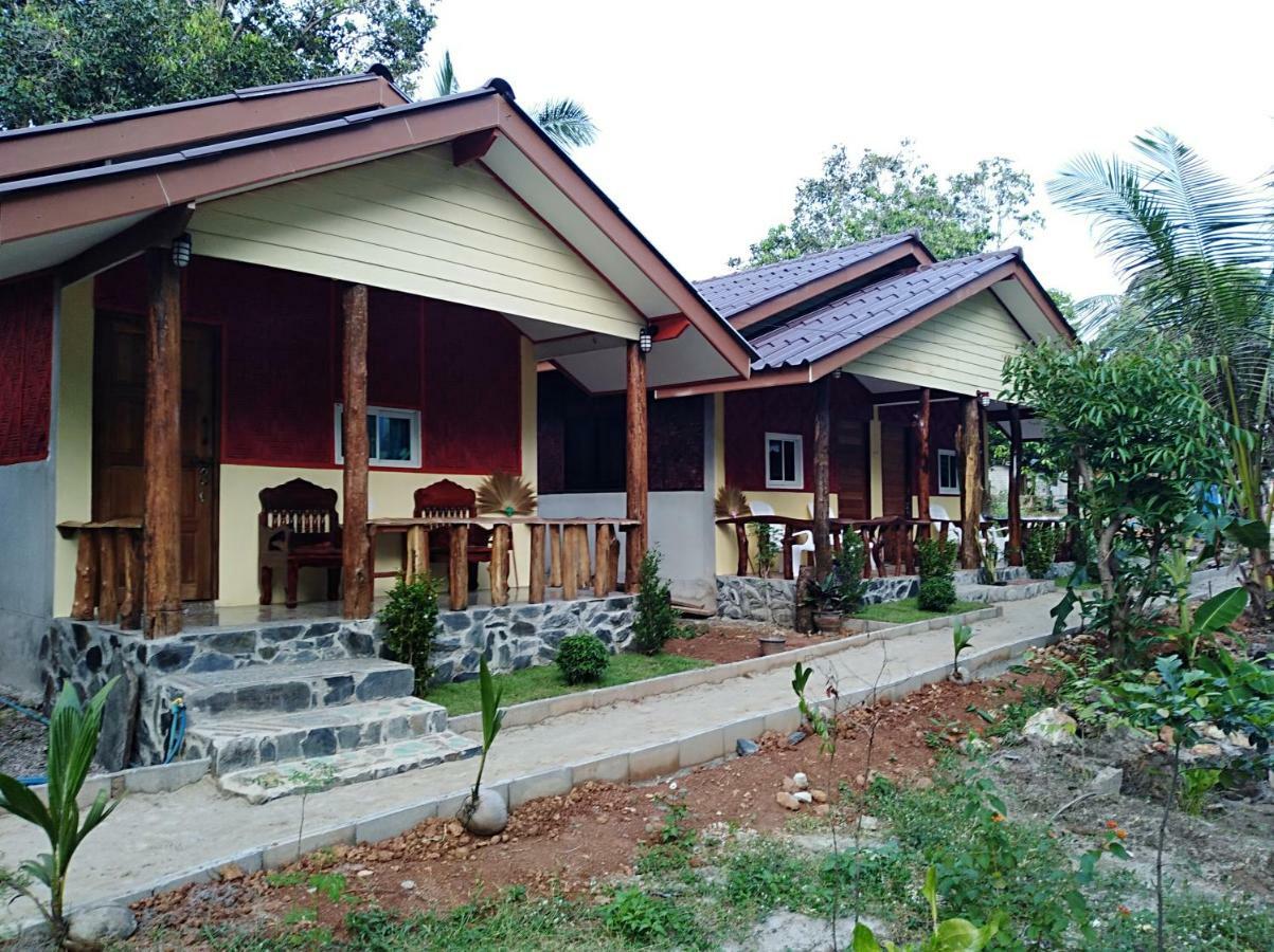 Hotel Relax Beach House à Ko Lanta Extérieur photo